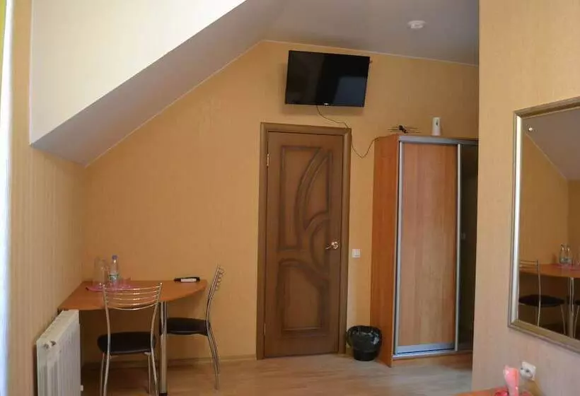 هتل Medvedeff Center