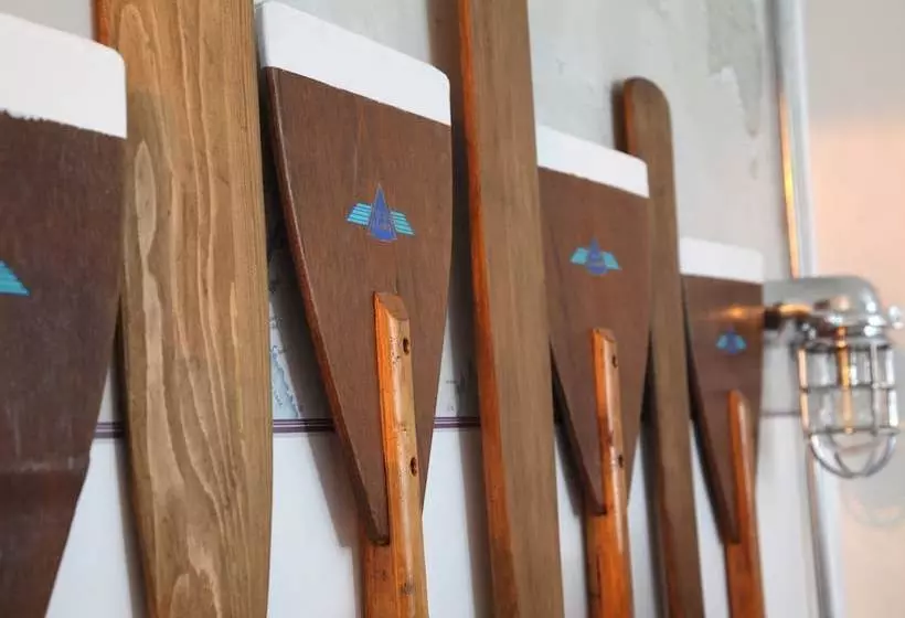 Hotel Old Embassy House