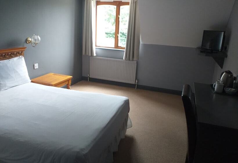 בית מלון כפרי The Airman