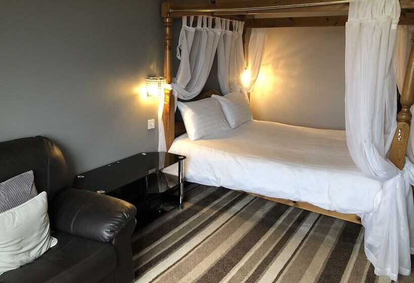 בית מלון כפרי The Airman