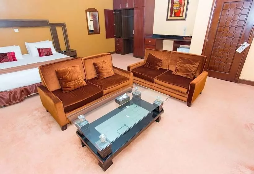 هتل The Country Inn