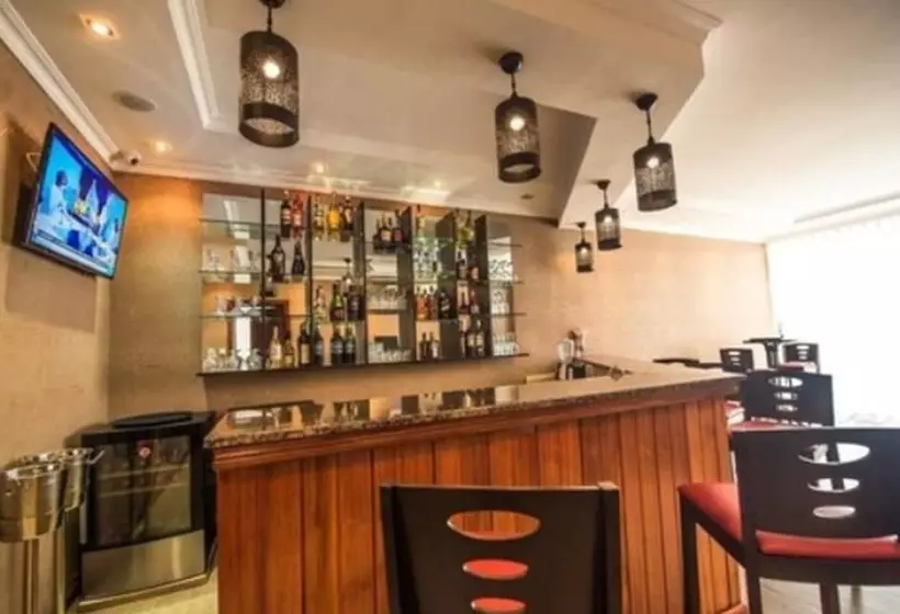 هتل The Court Boutique