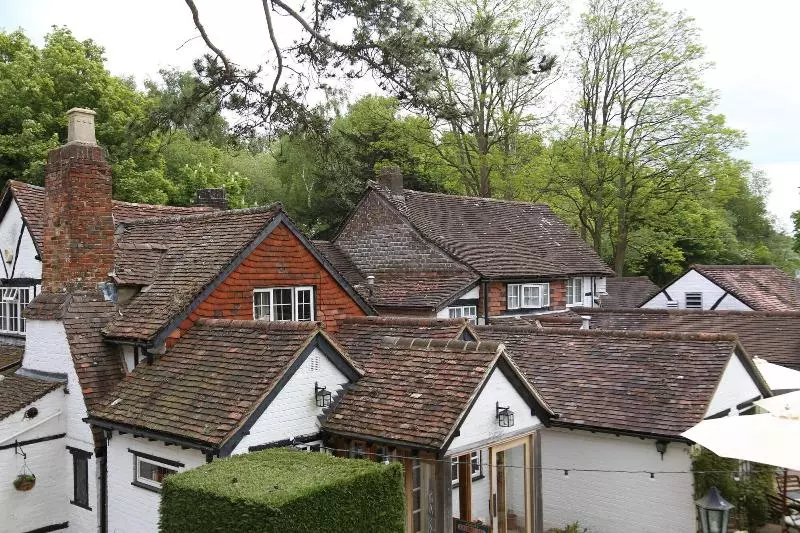 Hotelli The Old House Inn