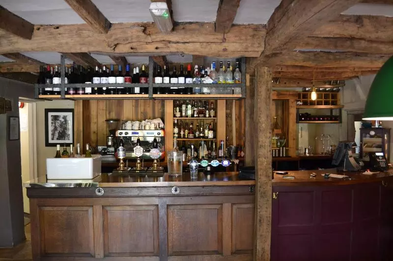 Hotelli The Old House Inn