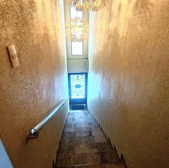 هتل Tau Casa Reyes