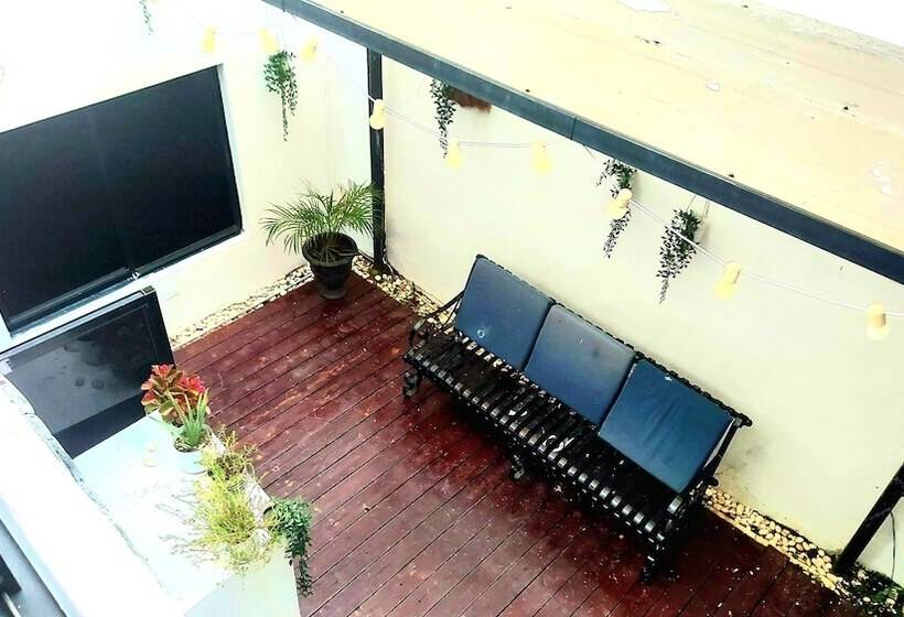 هتل Tau Casa Reyes