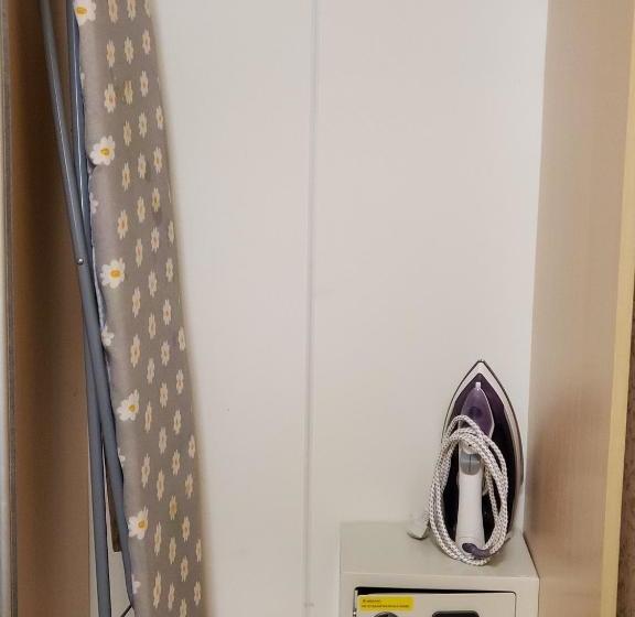 호텔 V Gostyah U Julii Guest House