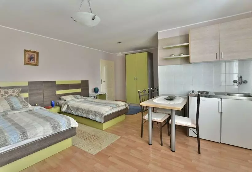 هتل Vila Sofija Zlatibor