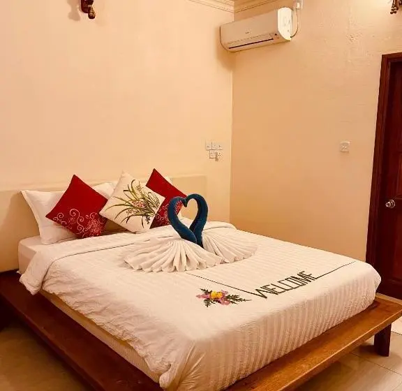هتل Thoddoo Retreat Grand