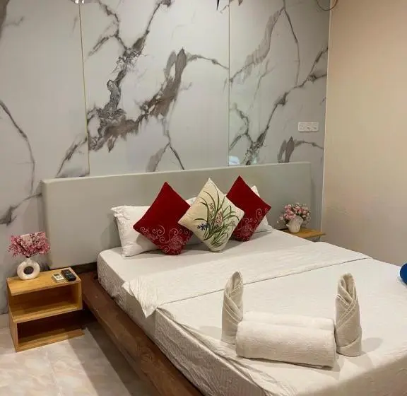 هتل Thoddoo Retreat Grand