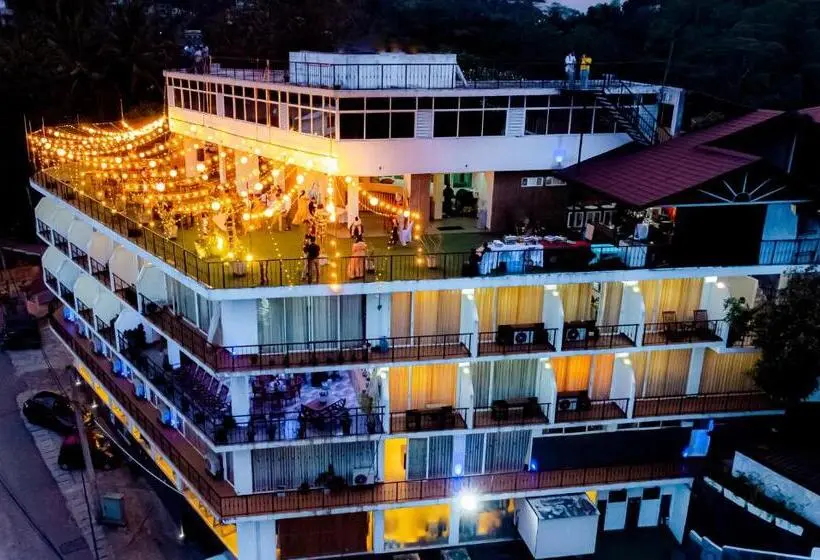 Hotelli Sky View Grand