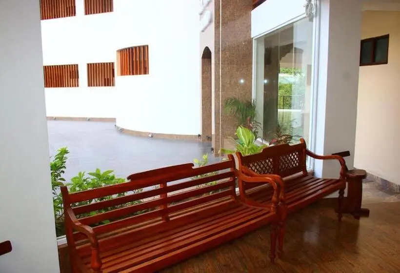 Hotelli Sky View Grand