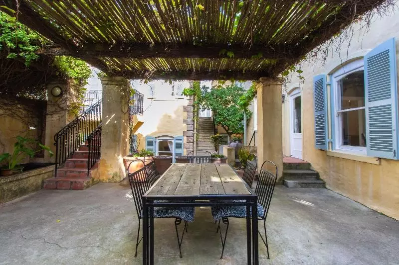 Auberge Burgundy Boutique Hotel & Spa