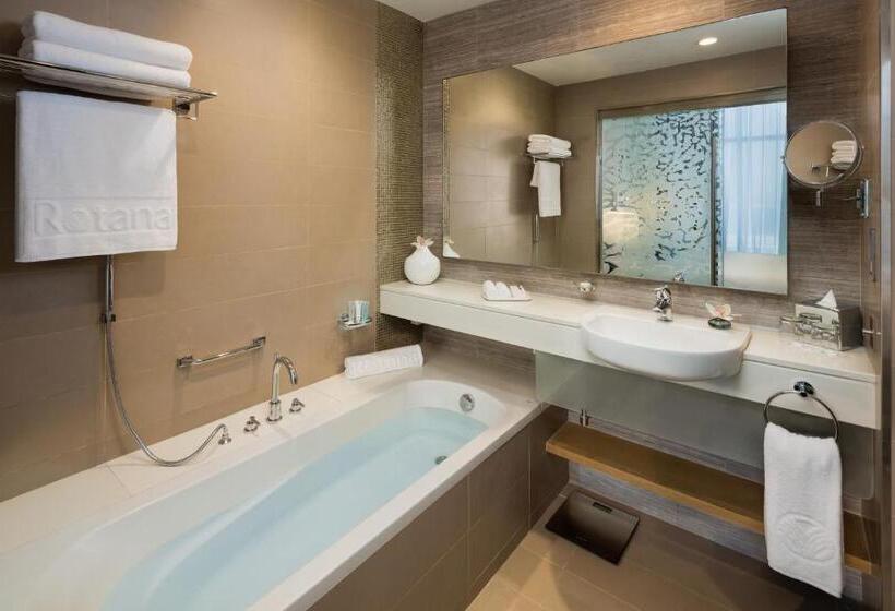 فندق Beach Rotana Residences