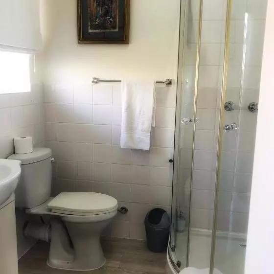 Hotelli Black Horse Accommodation