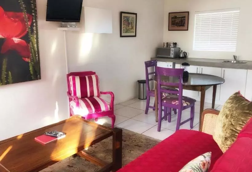 Hotelli Black Horse Accommodation