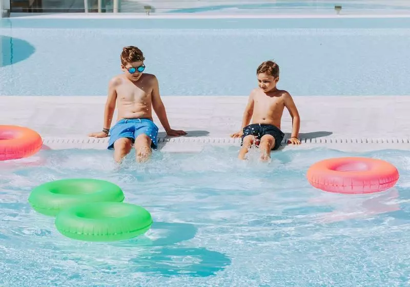 Hotelli Crystal Waters