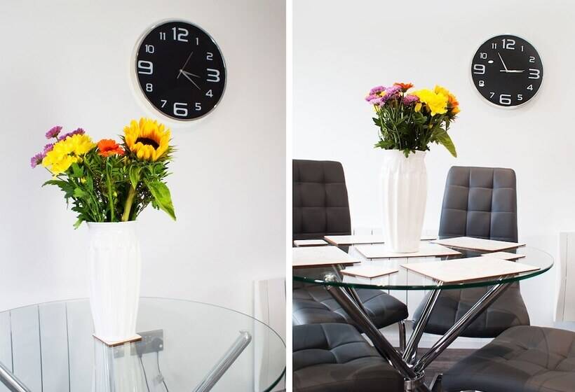 فندق East Midlands House