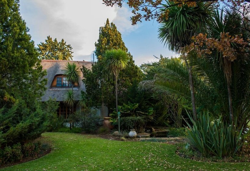 בית מלון כפרי Emtonjeni Country Lodge