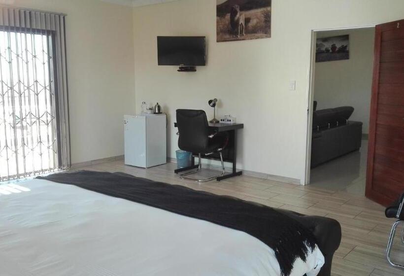 Отель Estoby Executive Guest House