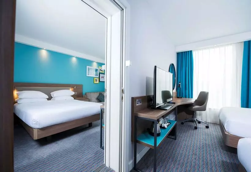 هتل Hampton By Hilton Belfast City Centre