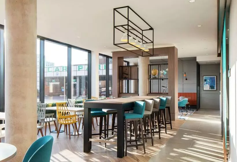 هتل Hampton By Hilton Belfast City Centre