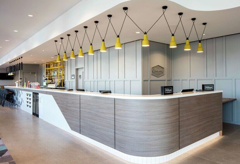 בית מלון כפרי Hampton By Hilton Belfast City Centre