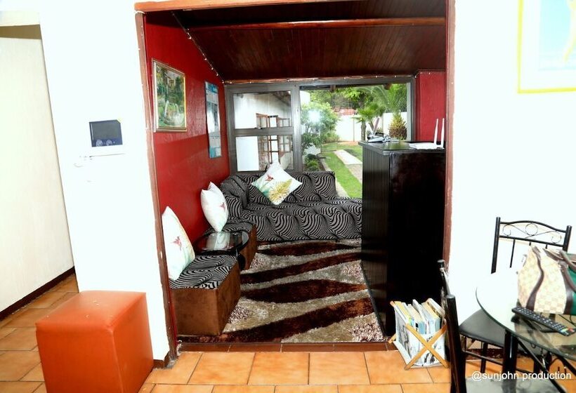 酒店 Harmony Guest House