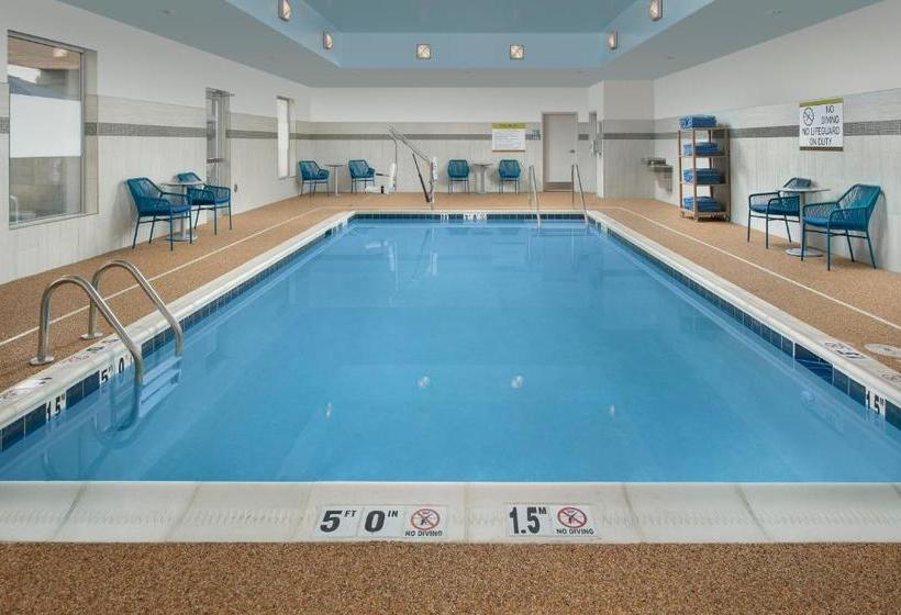 هتل Home2 Suites By Hilton Charlottesville Downtown