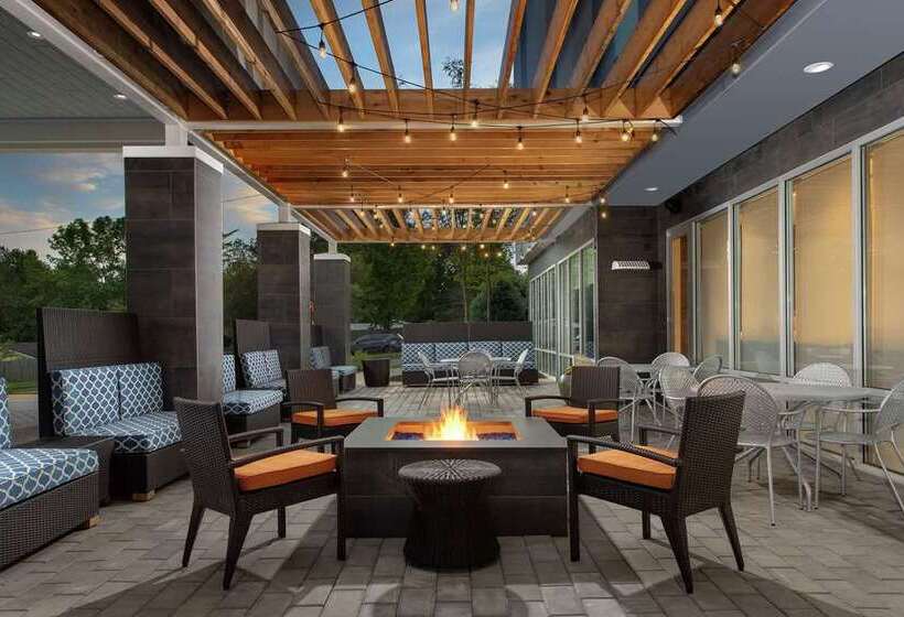 هتل Home2 Suites By Hilton Charlottesville Downtown