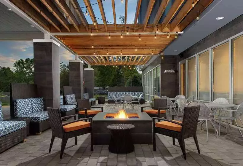 هتل Home2 Suites By Hilton Charlottesville Downtown