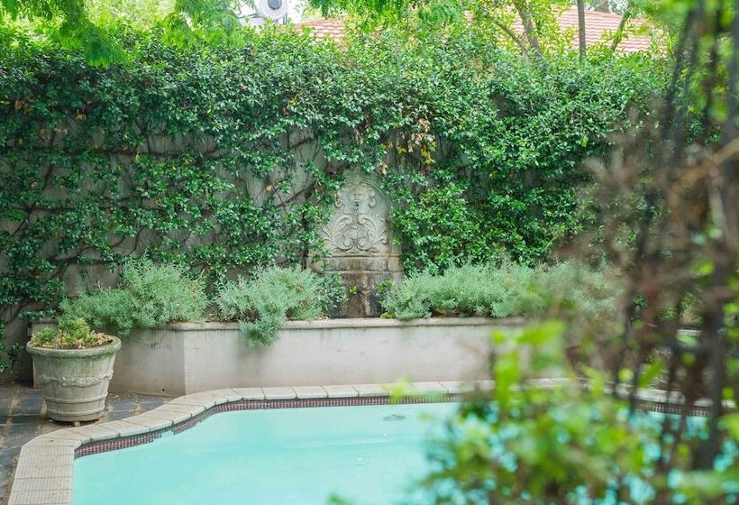 فندق Osborne House