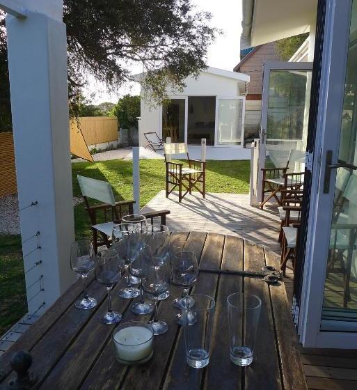 בית מלון כפרי Pashasha Beach House