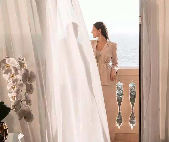 Hotelli Raffles The Palm