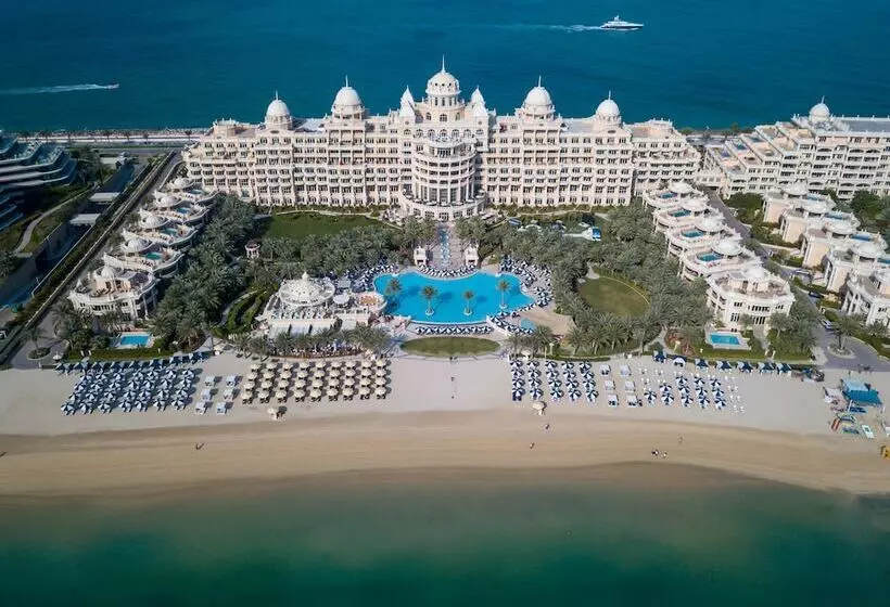 Hotelli Raffles The Palm