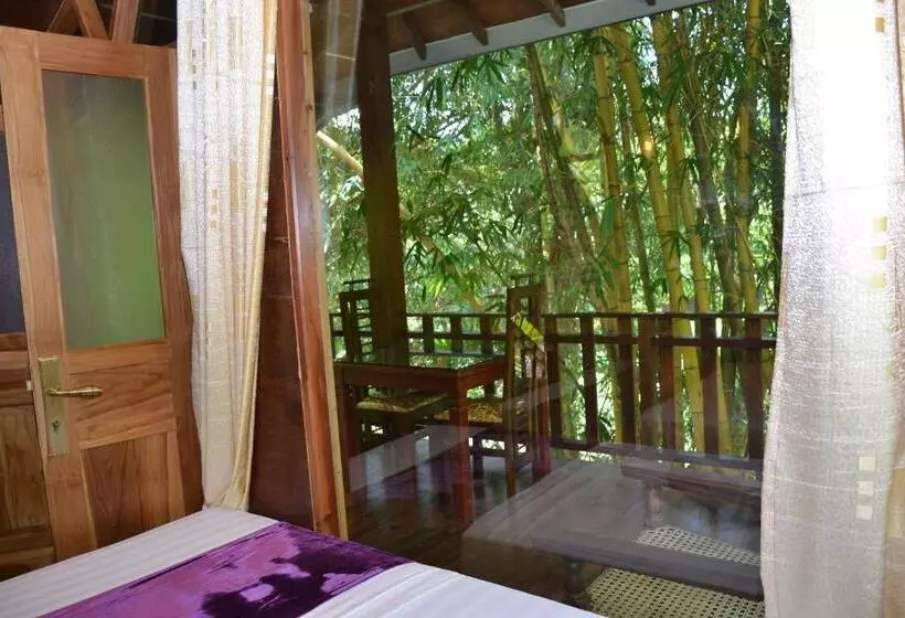 هتل Yala River Face Inn