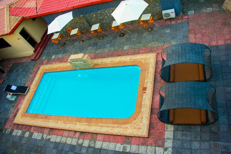 هتل The Palmview Manor