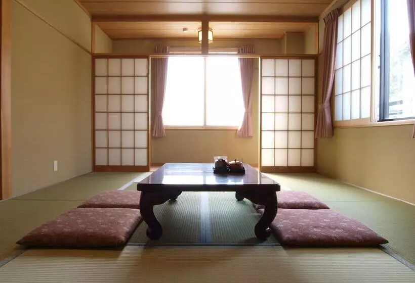 Hakuba Hotel Hana No Sato