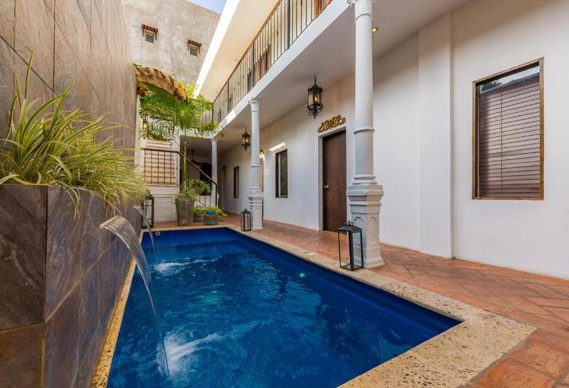 酒店 Luxe Villa Milattá Boutique / Pool Por Nomadguru