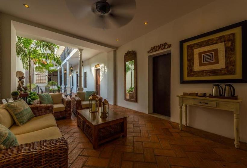 酒店 Luxe Villa Milattá Boutique / Pool Por Nomadguru