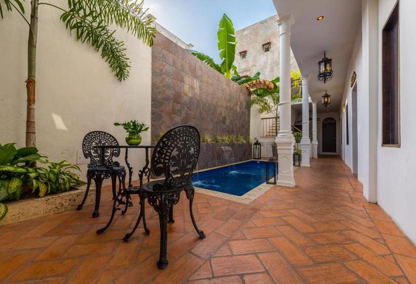 酒店 Luxe Villa Milattá Boutique / Pool Por Nomadguru