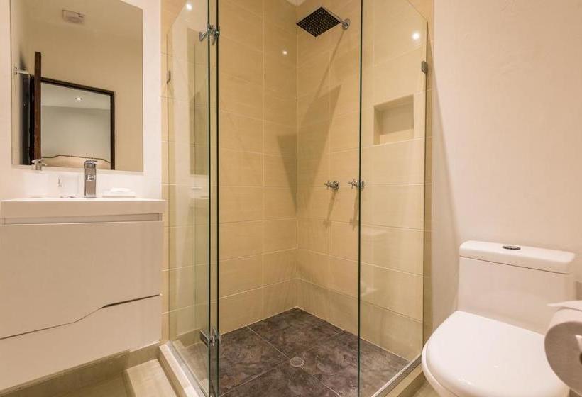 酒店 Luxe Villa Milattá Boutique / Pool Por Nomadguru