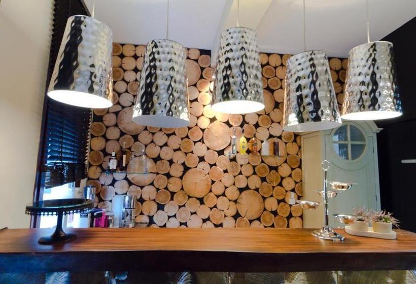 호텔 Forest Suites Boutique