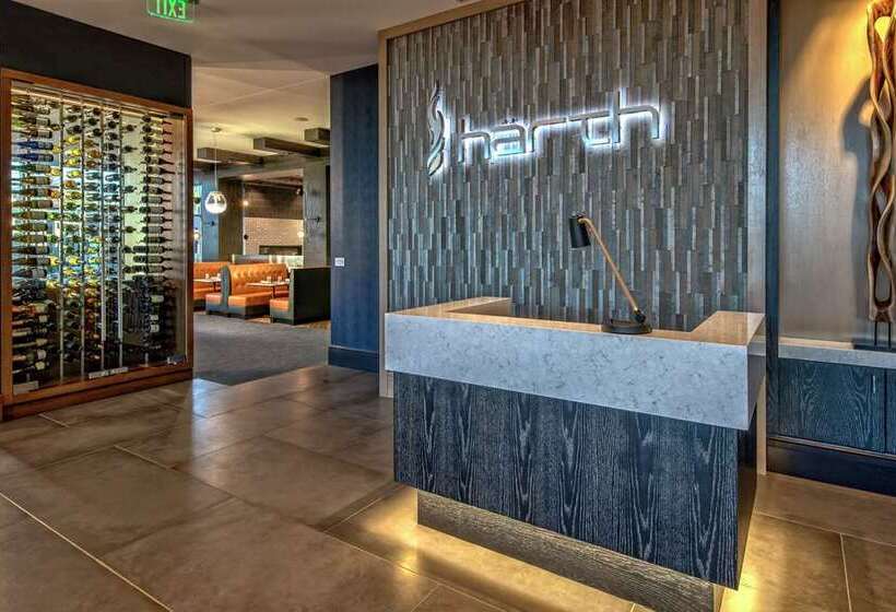 בית מלון כפרי Hilton Franklin Cool Springs