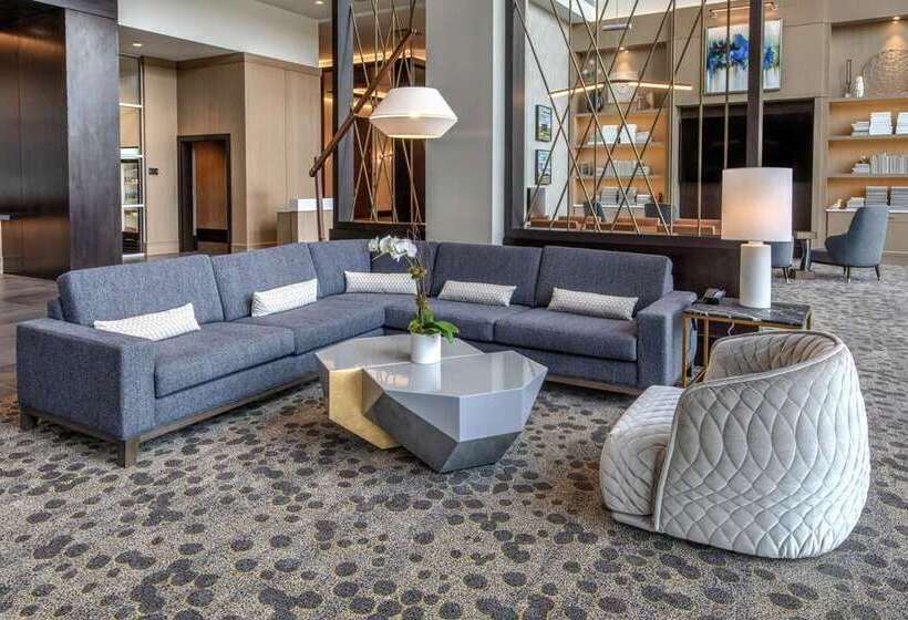 בית מלון כפרי Hilton Franklin Cool Springs