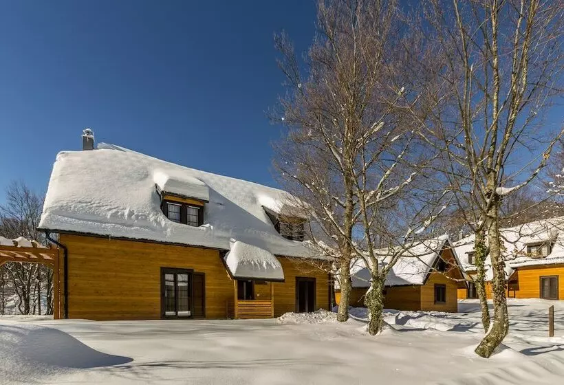 Hotelli Fenomen Plitvice Resort