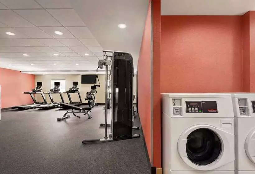 ホテル Home2 Suites By Hilton Woodbridge Potomac Mills