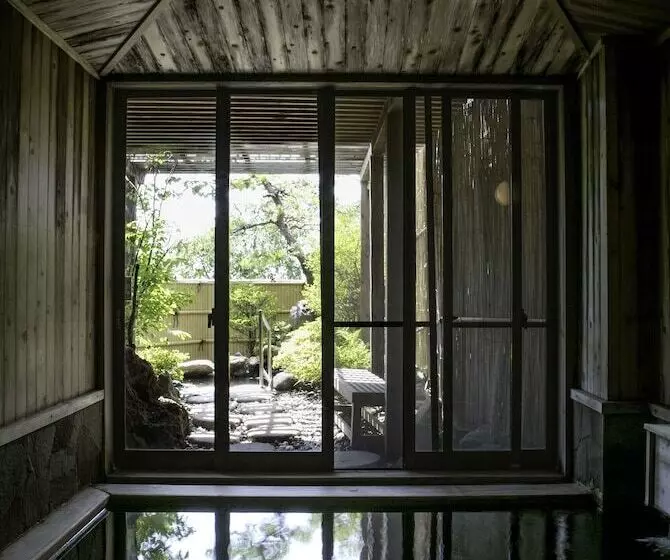 هتل Ryokan Warabino