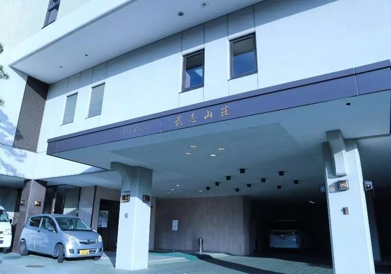 Hotelli Takeshi Sanso