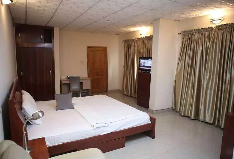 هتل The Habitat Suites & Apartments